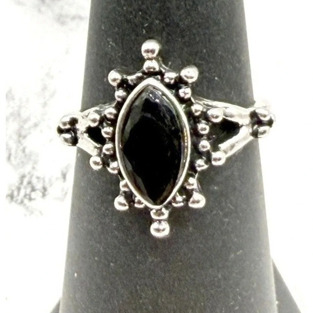 Black‎ Marquise Statement Ring Silver Tone Gothic Vintage Style Size 5.75 New
